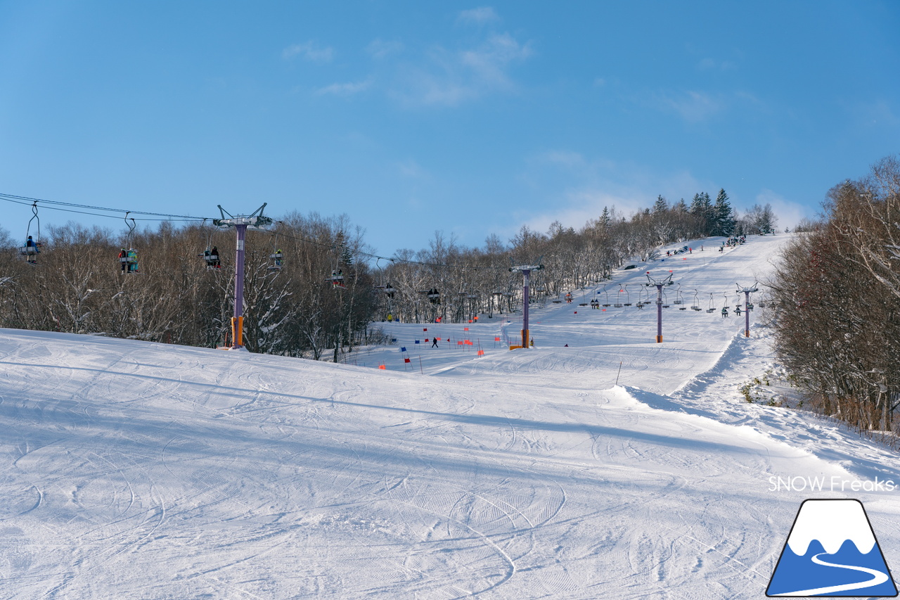 朝里川温泉スキー場｜冬休み最初の週末は、晴天＋粉雪で絶好のスキー＆スノーボード日和なり(^^)/